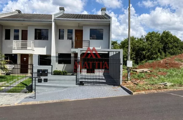 SOBRADO SEMI MOBILIADO NO BAIRRO AMADORI
