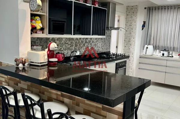 APARTAMENTO SEMI MOBILIADO NO BAIRRO CENTRO