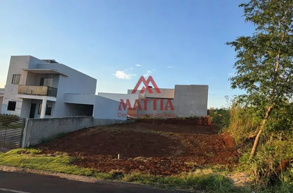 CASA NA PLANTA NO BAIRRO FRARON