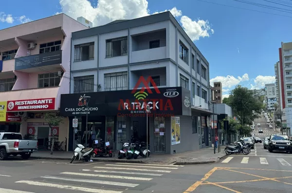 PRÉDIO COMERCIAL/RESIDENCIAL NO CENTRO