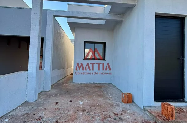 CASA NA PLANTA NO BAIRRO FRARON