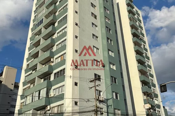 APARTAMENTO SEMI MOBILIADO NO BAIRRO CENTRO