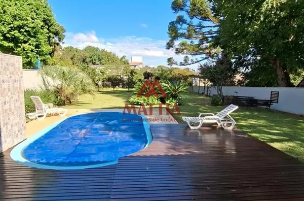 CASA DE ALTO PADRÃO COM PISCINA NO BAIRRO LA SALLE