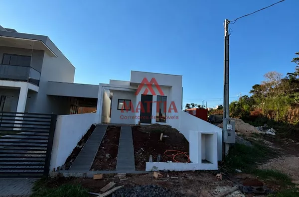 CASA NA PLANTA NO BAIRRO FRARON