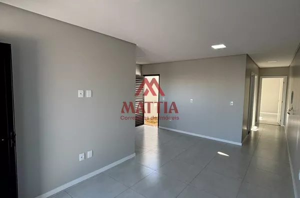 CASA NA PLANTA NO BAIRRO FRARON