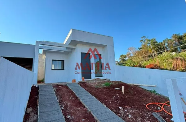 CASA NA PLANTA NO BAIRRO FRARON