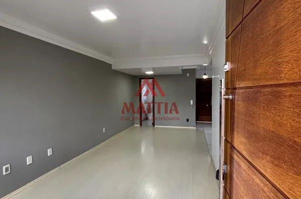 SOBRADO SEMI MOBILIADO NO BAIRRO AMADORI