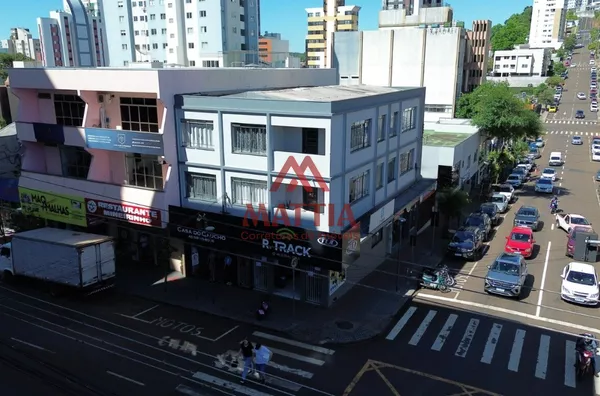 PRÉDIO COMERCIAL/RESIDENCIAL NO CENTRO
