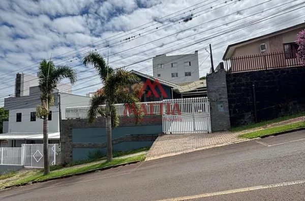 CASA SEMI MOBILIADA NO BAIRRO LA SALLE