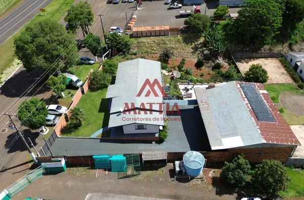 CASA DE ALTO PADRÃO E PISCINA NO BAIRRO PLANALTO