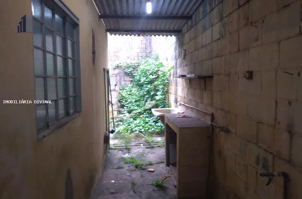Casa para Venda em Ouro Fino / MG no bairro BNH NOVO
