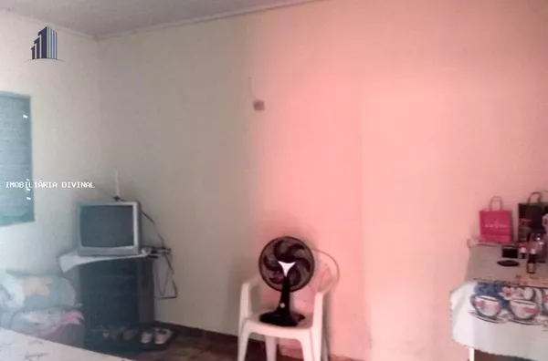 Casa para Venda em Ouro Fino / MG no bairro DISTRITO DE CRISÓLIA