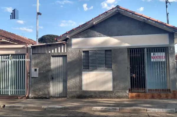 Casa para Venda em Ouro Fino / MG no bairro DISTRITO DE CRISÓLIA
