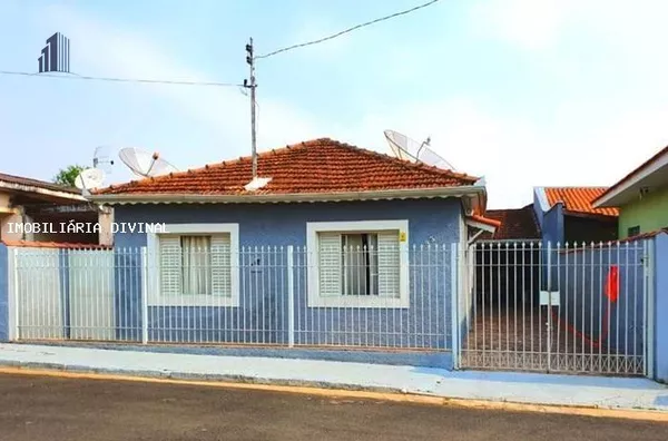 Casa para Venda em Ouro Fino / MG no bairro CATA