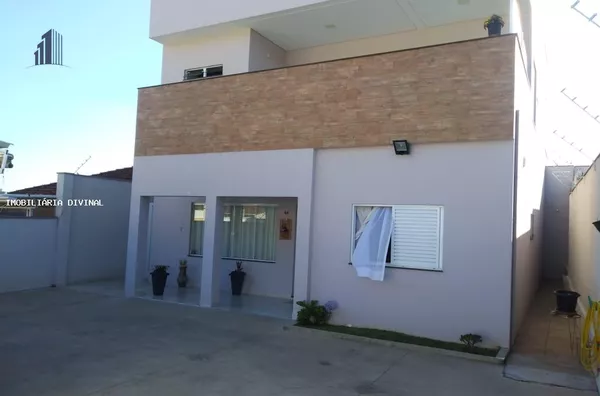 Casa para Venda em Ouro Fino / MG no bairro CENTRO