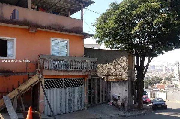 Casa para Venda em Barueri / SP no bairro JARDIM REGINA  ALICE / CALIFORNIA