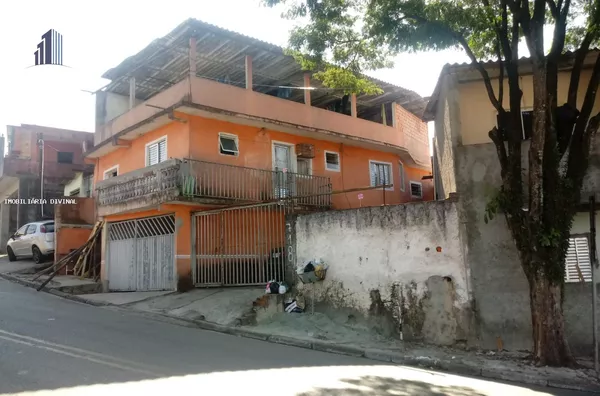 Casa para Venda em Barueri / SP no bairro JARDIM REGINA  ALICE / CALIFORNIA