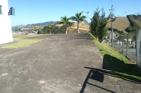 Galpão para Venda em Ouro Fino / MG no bairro _
