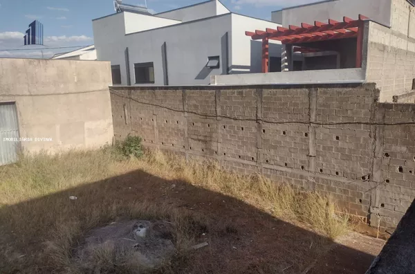 Imóvel em Construção para Venda em Ouro Fino / MG no bairro PALOMOS