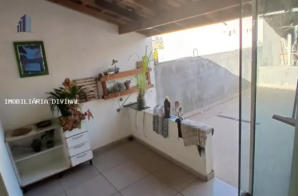 Casa para Venda em Ouro Fino / MG no bairro PALOMOS