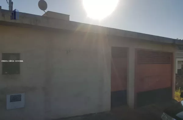 Casa para Venda em Ouro Fino / MG no bairro SANTA RITA