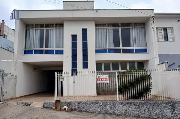 Casa para Venda em Ouro Fino / MG no bairro CENTRO