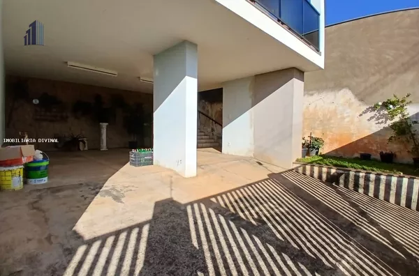 Casa para Venda em Ouro Fino / MG no bairro ALTO