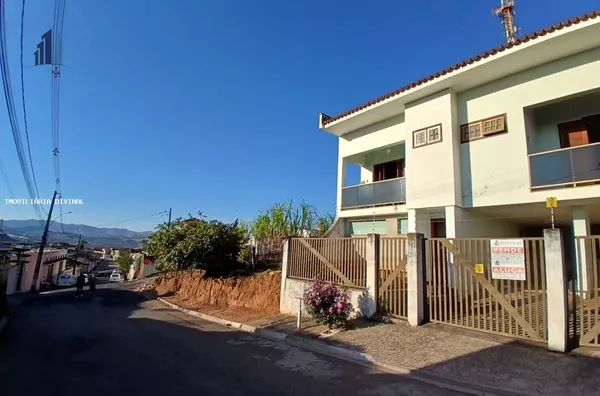 Casa para Venda em Ouro Fino / MG no bairro ALTO