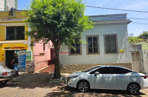 Casa para Venda em Ouro Fino / MG no bairro CENTRO