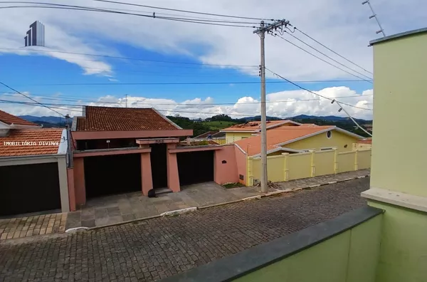 Casa para Venda em Ouro Fino / MG no bairro CENTRO
