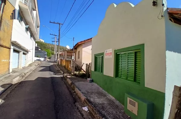 Casa para Locação em Ouro Fino / MG no bairro PARREIRA