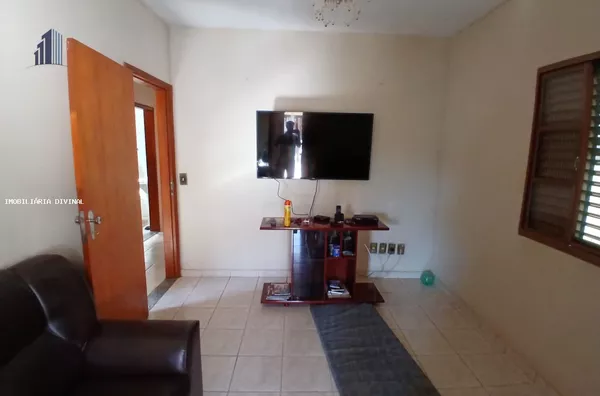 Casa para Venda em Ouro Fino / MG no bairro PALOMOS