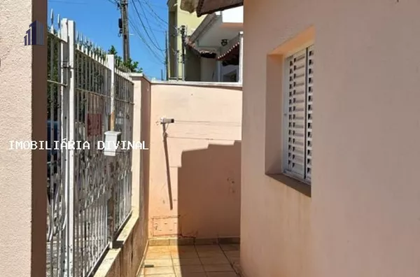 Casa para Venda em Ouro Fino / MG no bairro PALOMOS