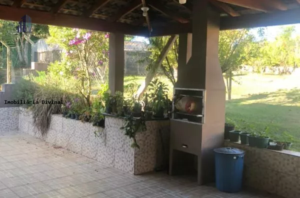 Casa para Venda em Ouro Fino / MG no bairro CAPELINHA