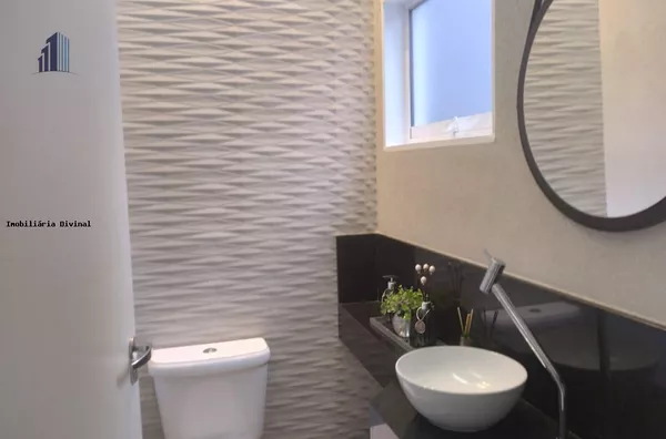 Casa para Venda em Ouro Fino / MG no bairro PALOMOS