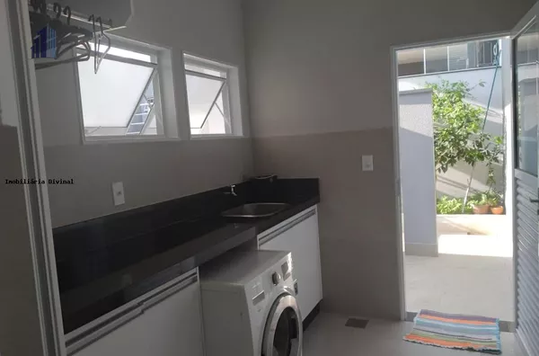 Casa para Venda em Ouro Fino / MG no bairro PALOMOS