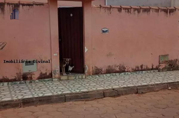 Casa para Venda em Ouro Fino / MG no bairro ALTO
