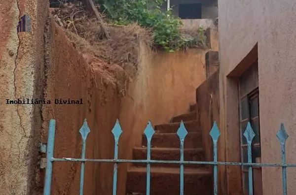 Casa para Venda em Ouro Fino / MG no bairro ALTO