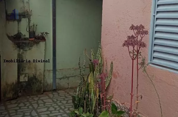 Casa para Venda em Ouro Fino / MG no bairro ALTO