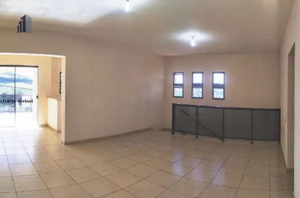 Casa para Venda em Ouro Fino / MG no bairro PALOMOS