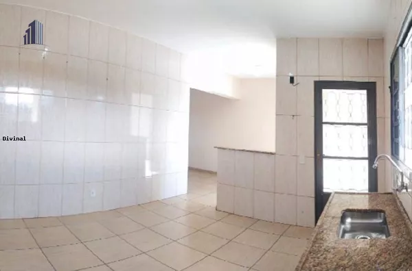 Casa para Venda em Ouro Fino / MG no bairro PALOMOS