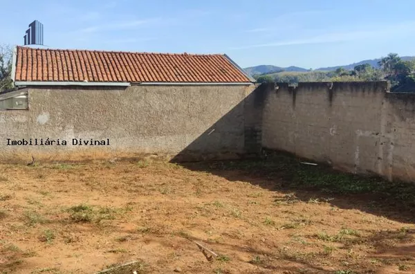 Casa para Venda em Monte Sião / MG no bairro MOCOCA