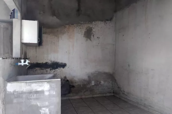 Casa para Venda em Ouro Fino / MG no bairro CATA