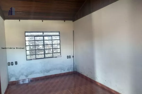 Casa para Venda em Ouro Fino / MG no bairro CATA