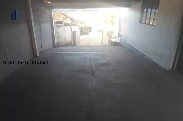 Casa para Venda em Ouro Fino / MG no bairro ALTO