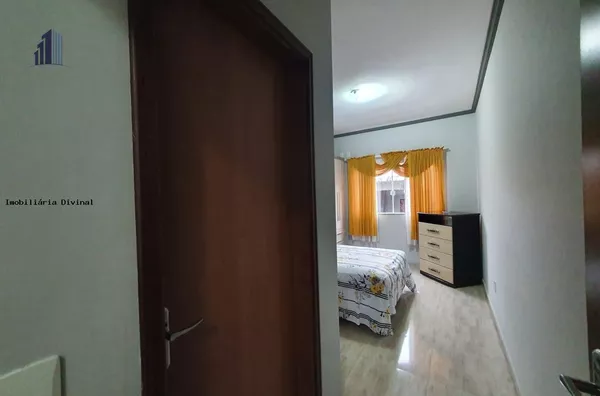 Casa para Venda em Ouro Fino / MG no bairro JARDIM ESPERANÇA
