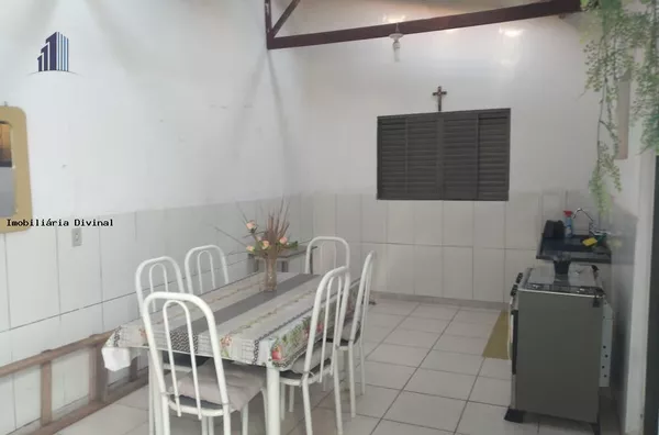 Casa para Venda em Ouro Fino / MG no bairro SÃO JUDAS