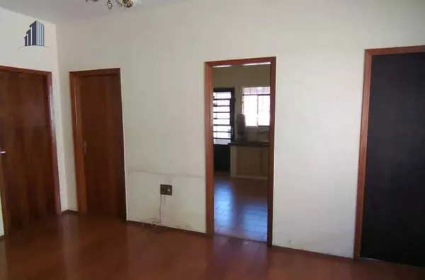 Casa para Venda em Ouro Fino / MG no bairro CENTRO