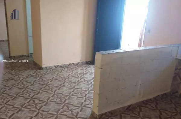 Casa para Venda em Ouro Fino / MG no bairro ALTO