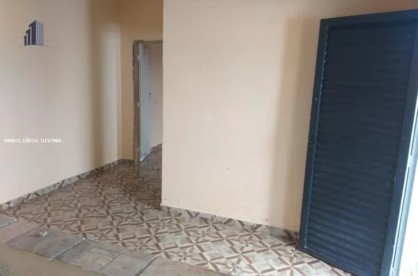 Casa para Venda em Ouro Fino / MG no bairro ALTO